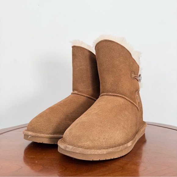 BearPaw Women's Rosie Short Winter Boots | US 9 - Picture 4 of 11
